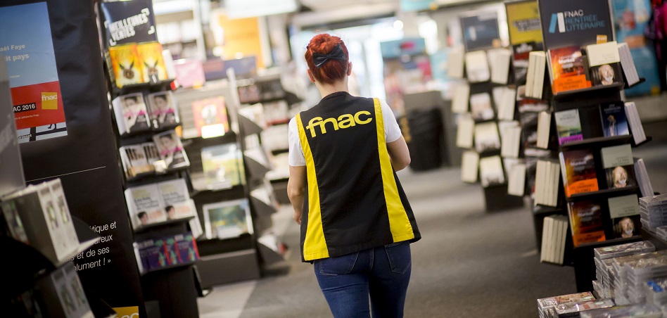 Fnac resiste el pulso a Amazon y frena una caída de ventas de seis años en España